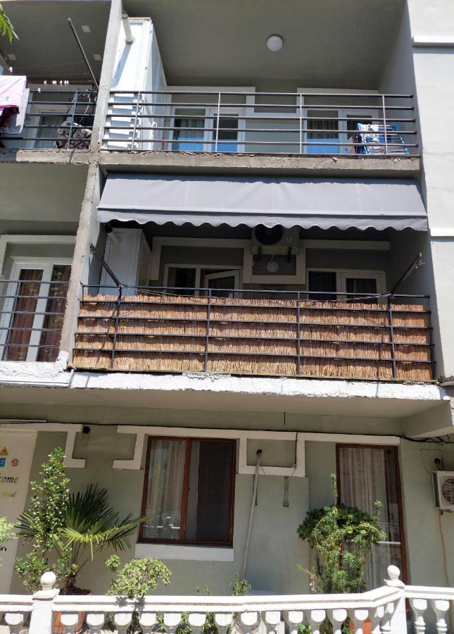 Salounique Lux Apartment Tbilisi ภายนอก รูปภาพ