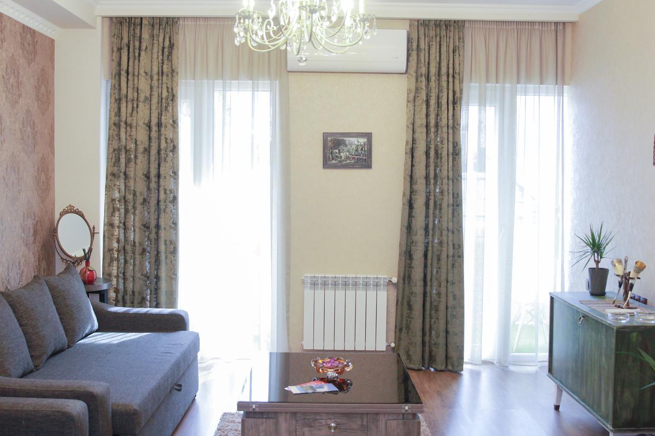 Salounique Lux Apartment Tbilisi ภายนอก รูปภาพ